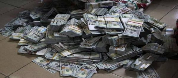 UNDETECTABLE COUNTERFEIT MONEY
